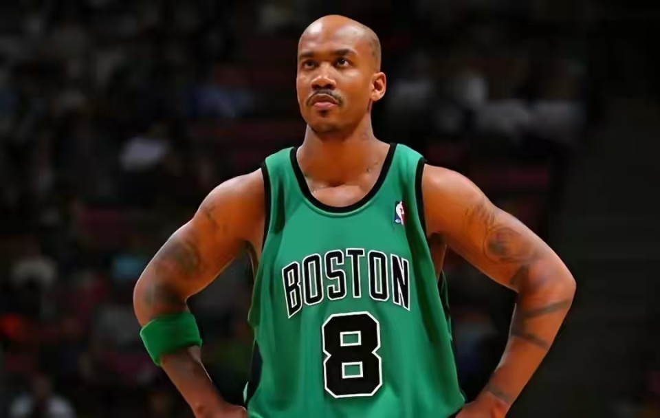 是非常突出, 隆多巅峰时, FMVP等 是非常突出, 隆多巅峰时, FMVP等