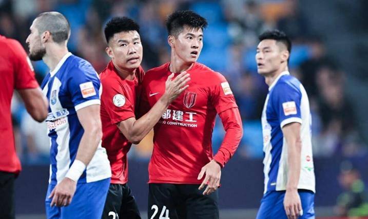 韦世豪那双 韦世豪那双