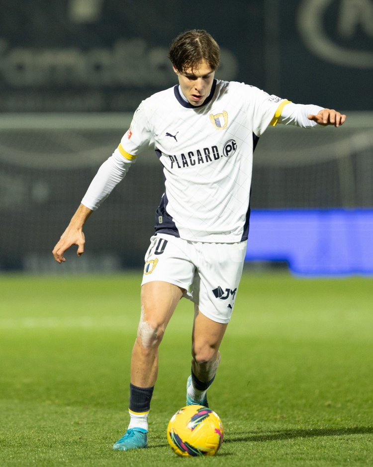 姆替补的人, 上尤文图斯, 引进了阿尔 姆替补的人, 上尤文图斯, 引进了阿尔